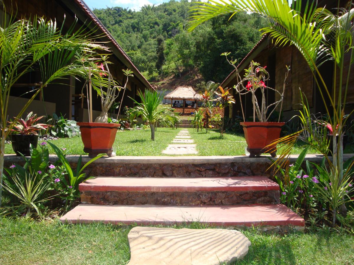 Relaxing Homestay Kuta  Exterior photo